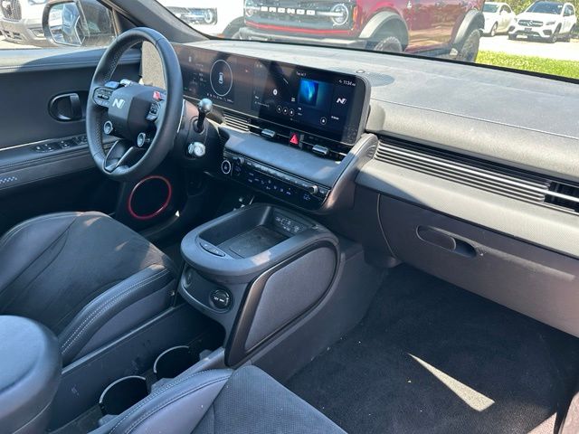2025 Hyundai IONIQ 5 N Base — photo 9 of 35