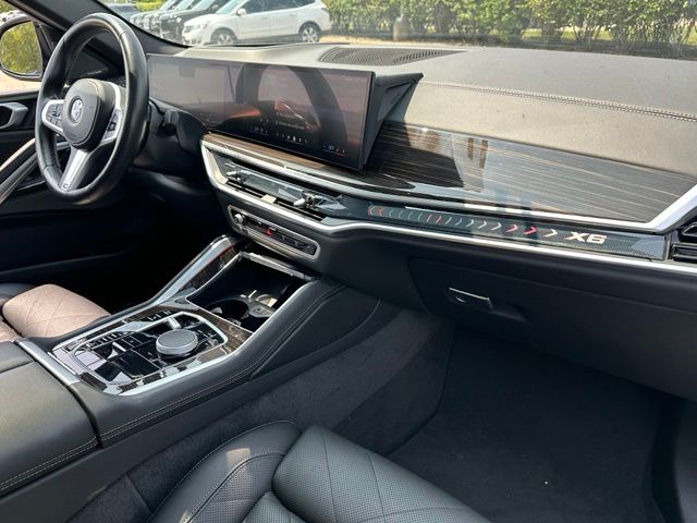 2025 BMW X6 xDrive40i — photo 11 of 28