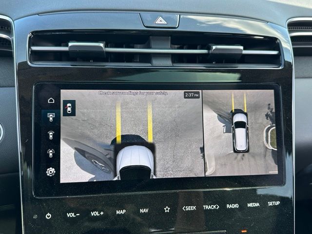 2024 Hyundai Tucson Hybrid Limited — photo 32 of 35