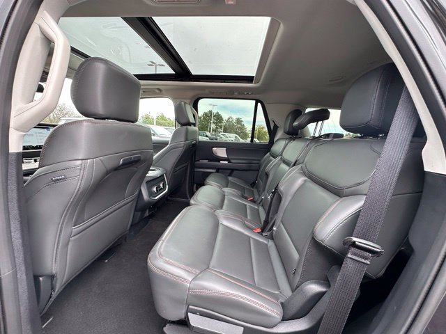 2025 Ford Expedition Active — photo 22 of 41