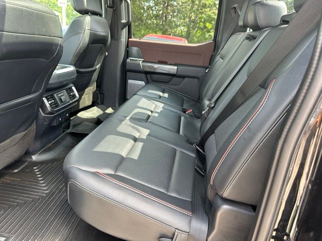 2023 Ford F-150 Lariat — photo 10 of 25