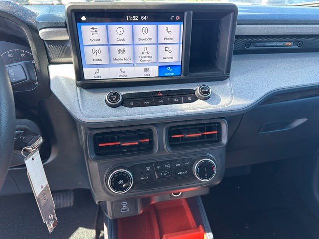 2023 Ford Maverick XLT — photo 16 of 21