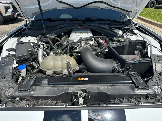 2021 Ford Mustang Shelby GT500 — photo 11 of 49