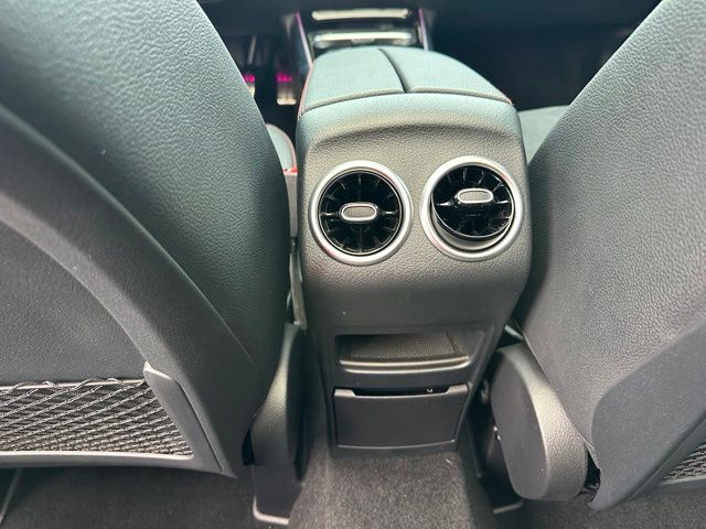 2025 Mercedes-Benz GLA GLA 35 AMG — photo 15 of 30