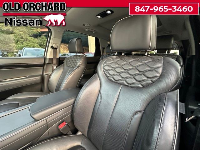 2022 Hyundai Palisade Limited — photo 11 of 24