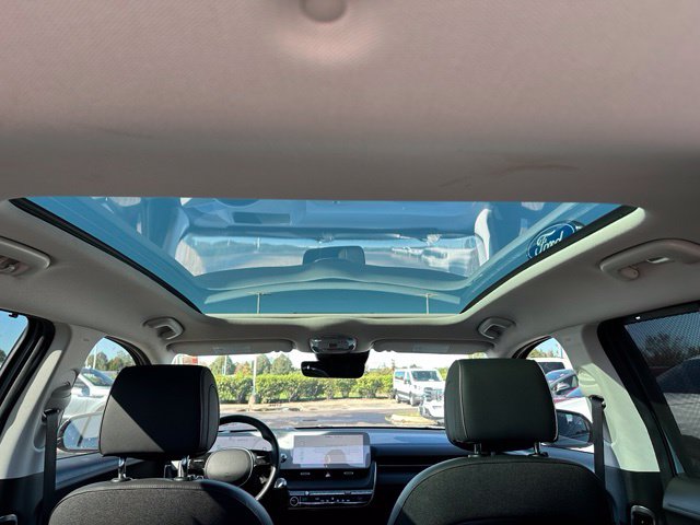 2023 Hyundai IONIQ 5 Limited — photo 13 of 38