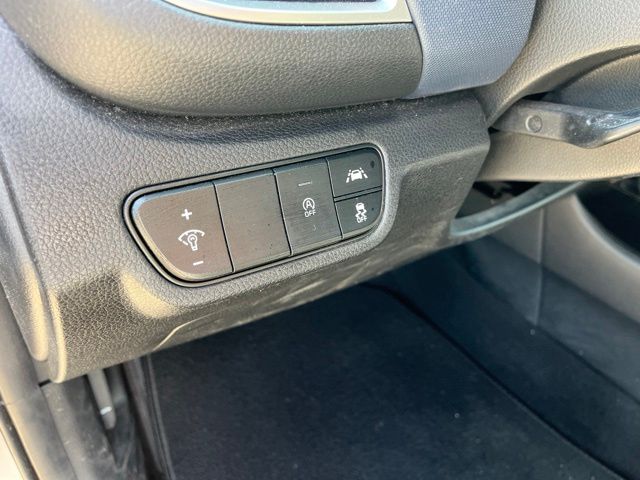 2022 Kia Seltos S — photo 17 of 24