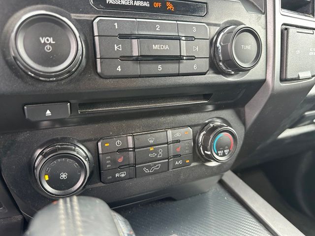 2018 Ford F-150 XLT — photo 19 of 23