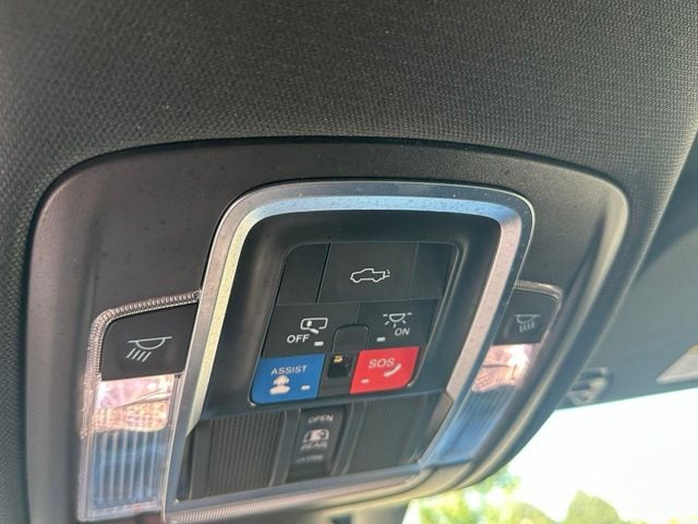2022 Ram 1500 Limited — photo 21 of 27