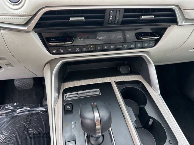2024 Mazda CX-90 Phev Premium Plus — photo 31 of 36