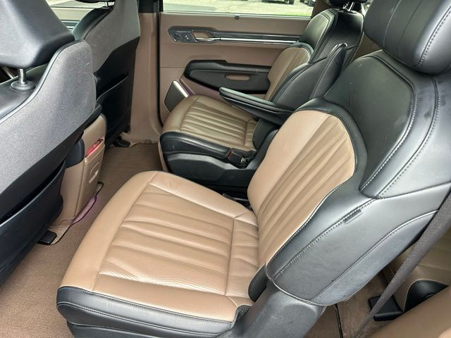 2024 Kia EV9 GT-Line — photo 17 of 43