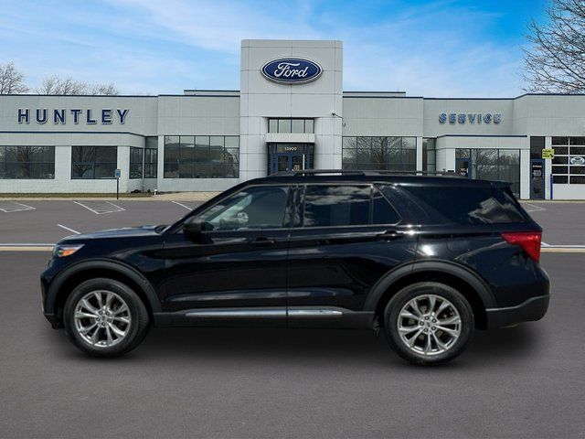 2023 Ford Explorer XLT — photo 7 of 29