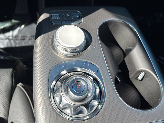 2025 Genesis GV60 Advanced — photo 25 of 41