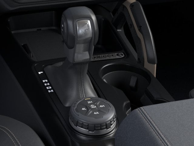 2026 Ford Bronco Badlands — photo 18 of 58