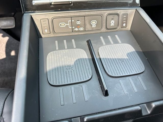 2024 Hyundai Santa Fe Hybrid Calligraphy — photo 27 of 43