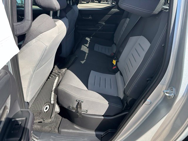 2024 Toyota Tacoma TRD Sport — photo 13 of 36