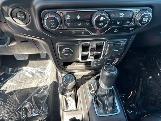 2023 Jeep Wrangler Sahara 4xe — photo 22 of 34