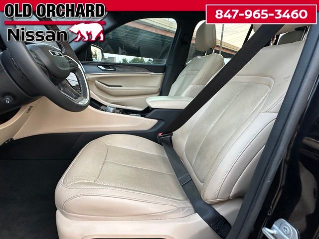 2022 Jeep Grand Cherokee 4xe — photo 9 of 22