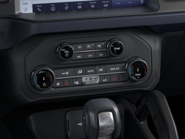 2025 Ford Bronco Raptor — photo 17 of 58