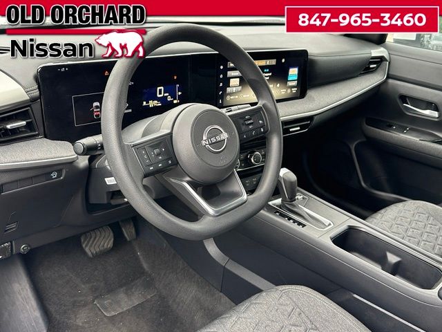 2025 Nissan Kicks SV — photo 14 of 21