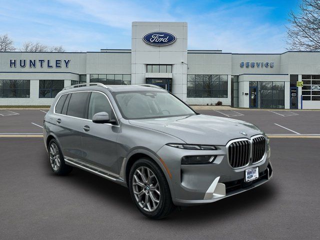 2024 BMW X7 xDrive40i — photo 4 of 48