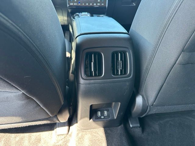 2024 Hyundai Tucson Hybrid Blue — photo 17 of 28