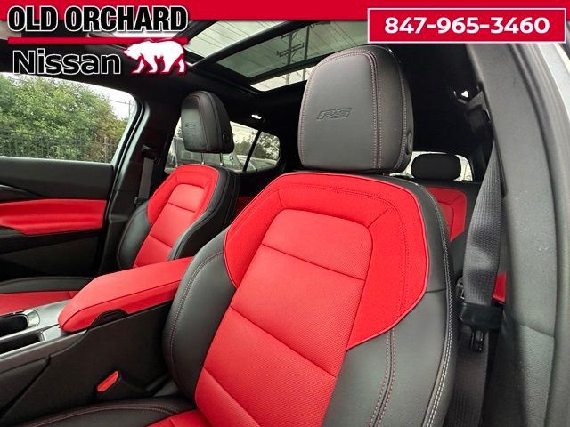2025 Chevrolet Equinox EV RS — photo 12 of 22