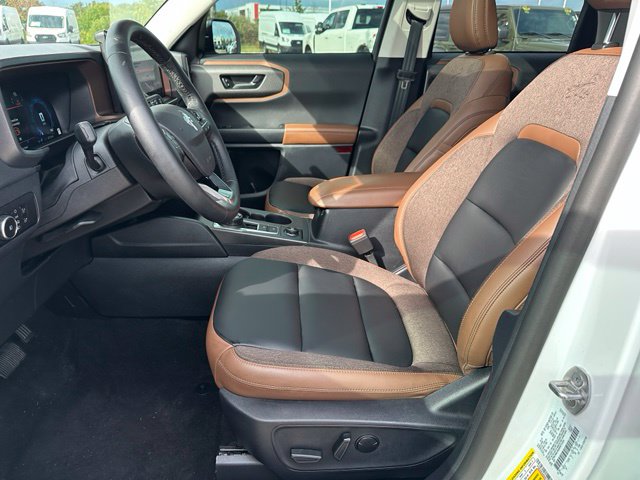 2025 Ford Bronco Sport Outer Banks — photo 17 of 31