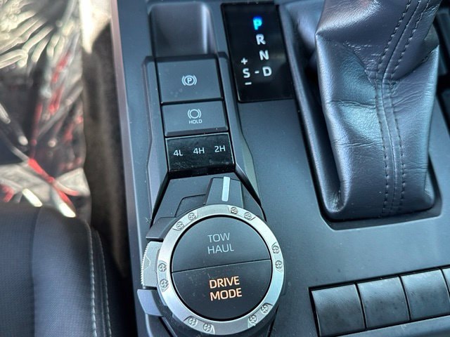 2024 Toyota Tacoma TRD Sport — photo 33 of 36