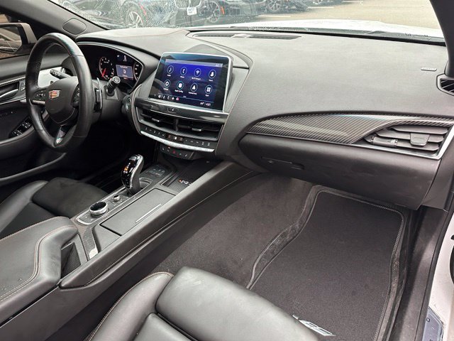 2024 Cadillac CT5 V-Series — photo 9 of 25