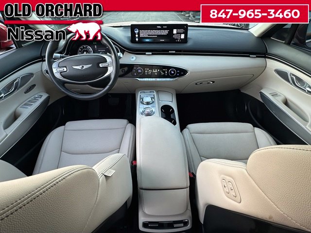 2022 Genesis GV70 2.5T — photo 15 of 22