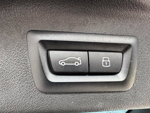 2024 BMW X7 xDrive40i — photo 16 of 35