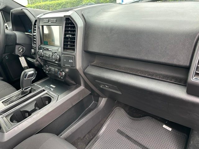 2018 Ford F-150 XLT — photo 10 of 23