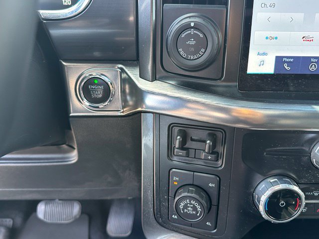 2023 Ford F-150 Lariat — photo 20 of 31