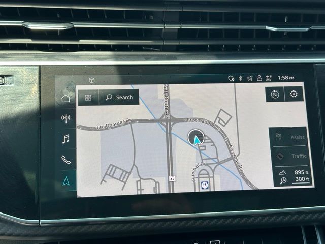 2023 Audi RS Q8 4.0T — photo 23 of 29