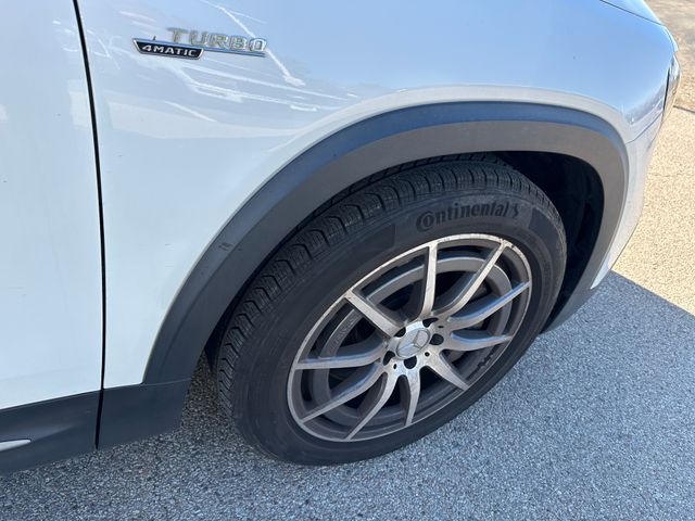 2023 Mercedes-Benz GLB GLB 35 AMG® — photo 8 of 21
