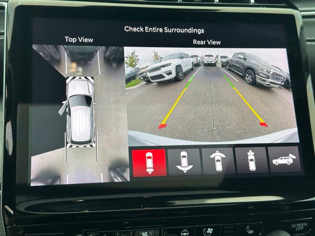 2023 Jeep Grand Cherokee Limited — photo 30 of 36