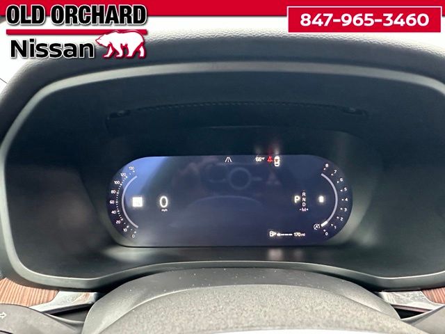 2025 Volvo V60 Cross Country B5 Plus — photo 21 of 22