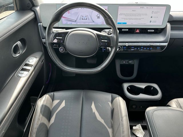 2023 Hyundai IONIQ 5 Limited — photo 18 of 38