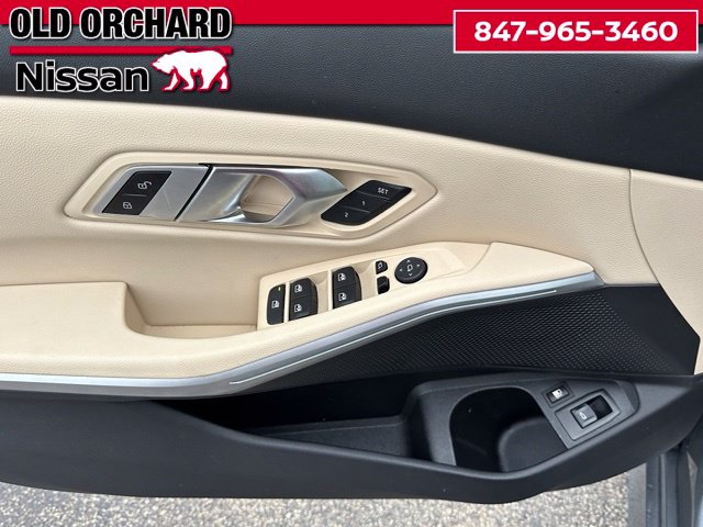 2023 BMW 3 Series 330e xDrive — photo 13 of 23