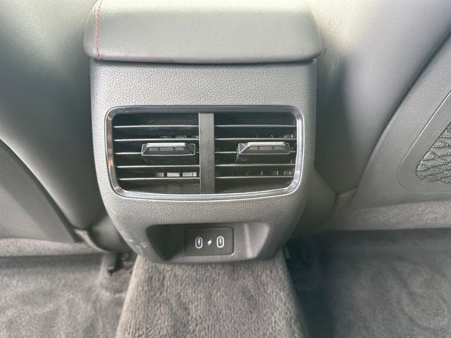 2025 Hyundai Sonata N Line — photo 17 of 33