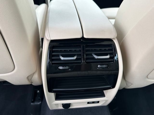 2023 BMW 5 Series 530i xDrive — photo 33 of 42
