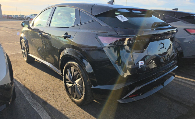 2024 Nissan Ariya Evolve+ e-4orce — photo 4 of 8