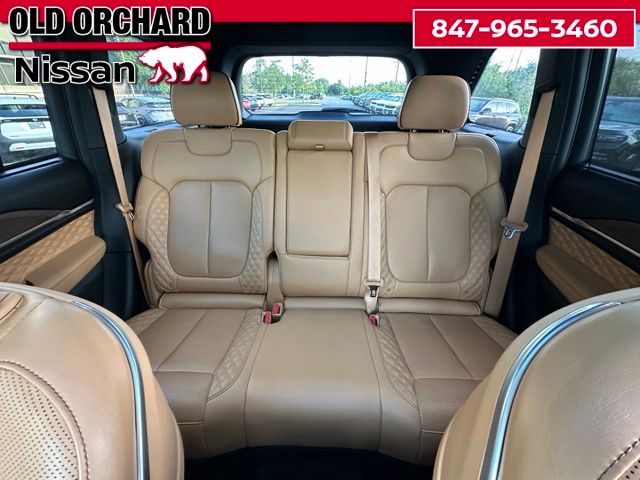 2022 Jeep Grand Cherokee Summit 4xe — photo 15 of 26