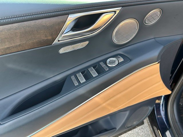 2024 Genesis GV80 3.5T — photo 23 of 40