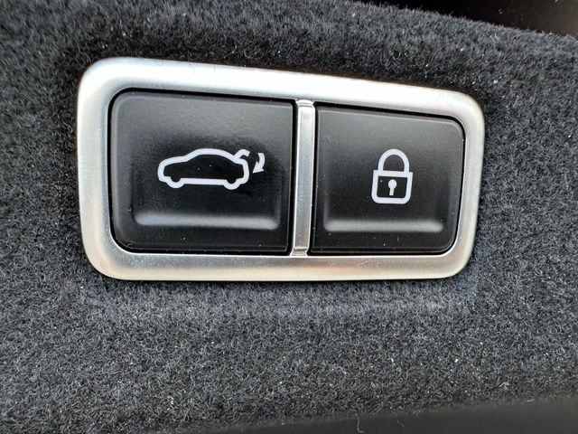 2025 Hyundai Sonata Hybrid Limited — photo 13 of 40