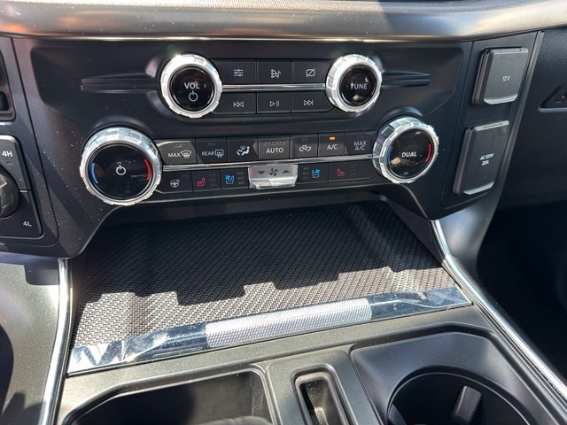 2021 Ford F-150 Raptor — photo 21 of 32