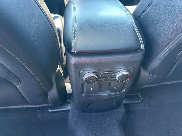 2023 Ford Explorer ST — photo 22 of 36