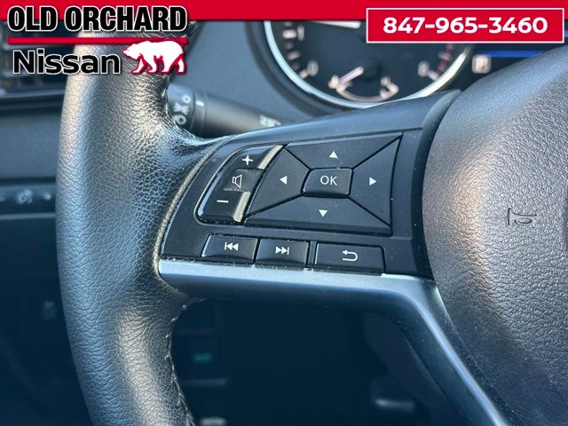 2022 Nissan Rogue Sport SL — photo 19 of 22