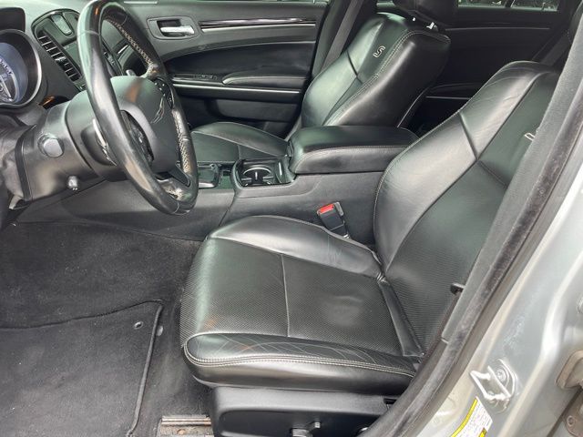 2021 Chrysler 300 S — photo 16 of 26